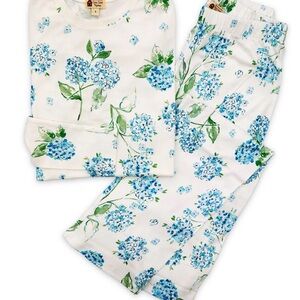 Kiel James Patrick Blue Hydrangea Women’s Pajama Set